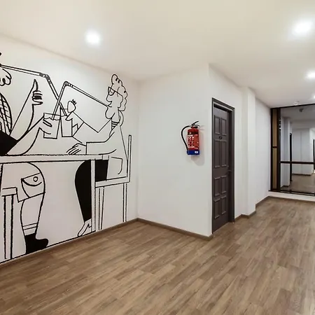 Hotel O The Circle Rajapark